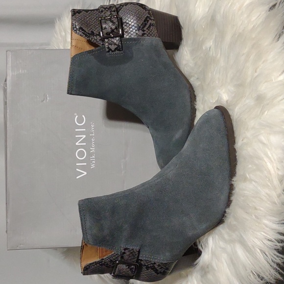 Vionic Shoes - New Vionic Gray Naomi Snakeskin Booties size 8